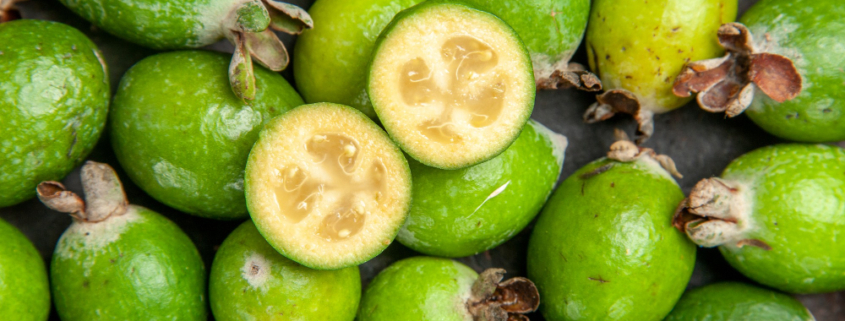 Feijoas top view cut and uncut